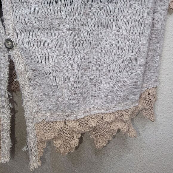 Free People Lace Trim Knit Cardigan size Medium - Picture 5 of 7